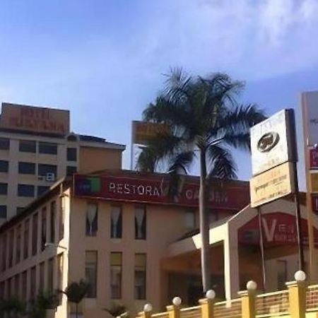 Klang Histana Hotel Εξωτερικό φωτογραφία