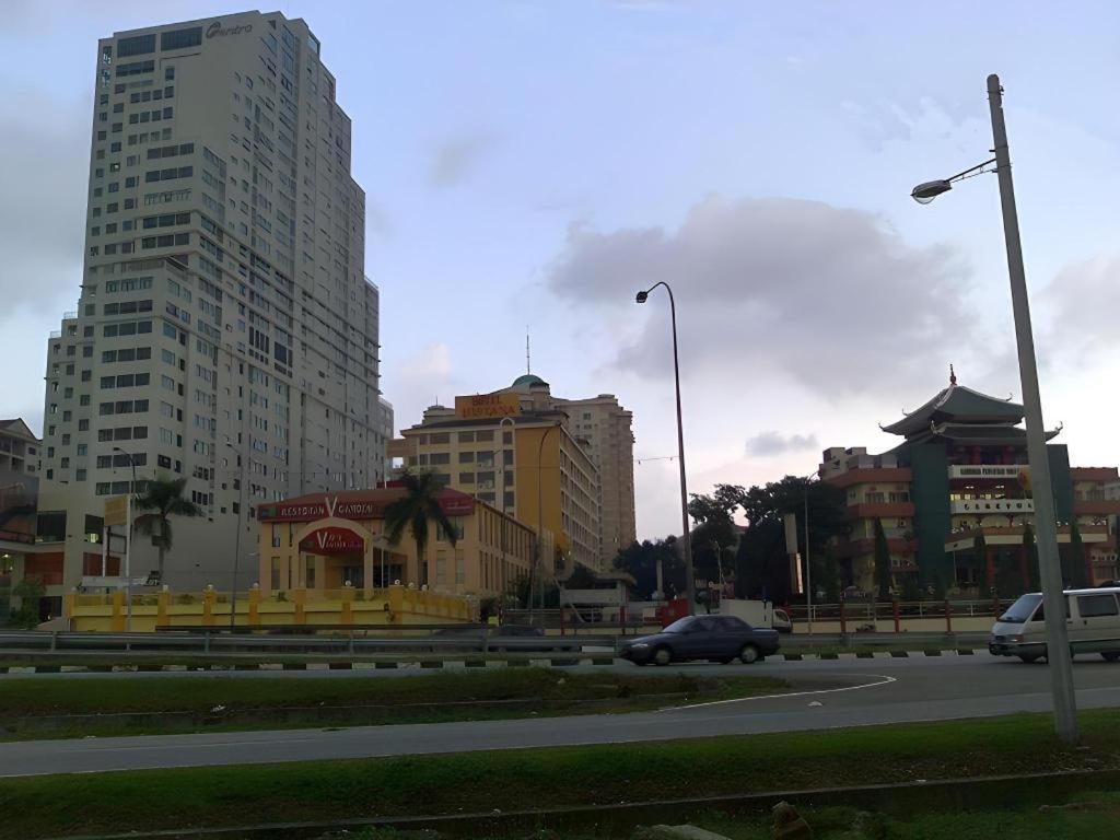Klang Histana Hotel Εξωτερικό φωτογραφία