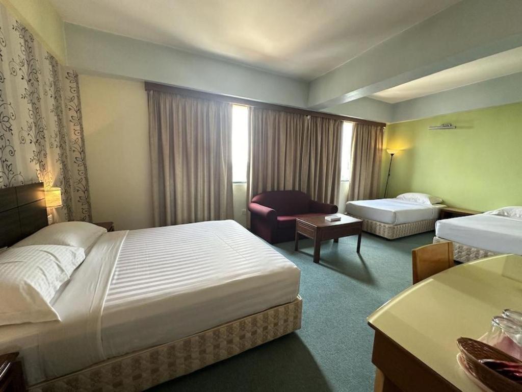 Klang Histana Hotel Εξωτερικό φωτογραφία