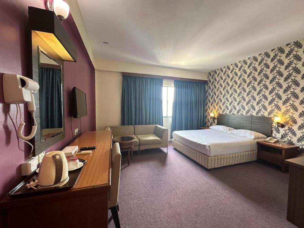 Klang Histana Hotel Εξωτερικό φωτογραφία