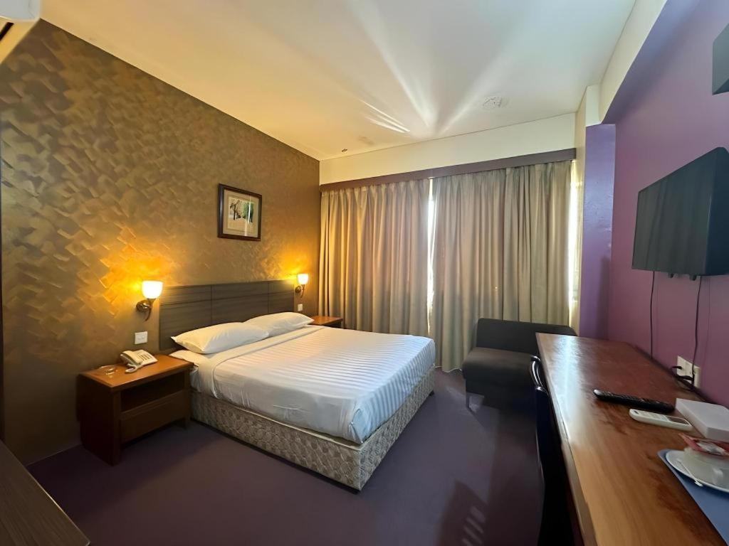 Klang Histana Hotel Εξωτερικό φωτογραφία