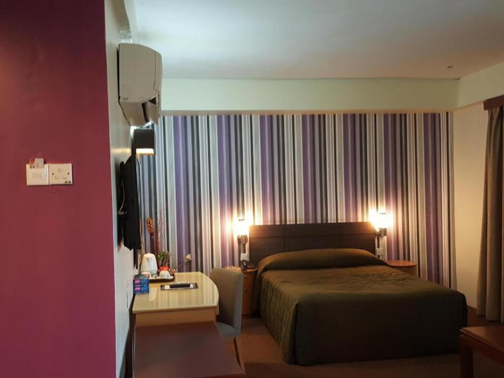 Klang Histana Hotel Εξωτερικό φωτογραφία