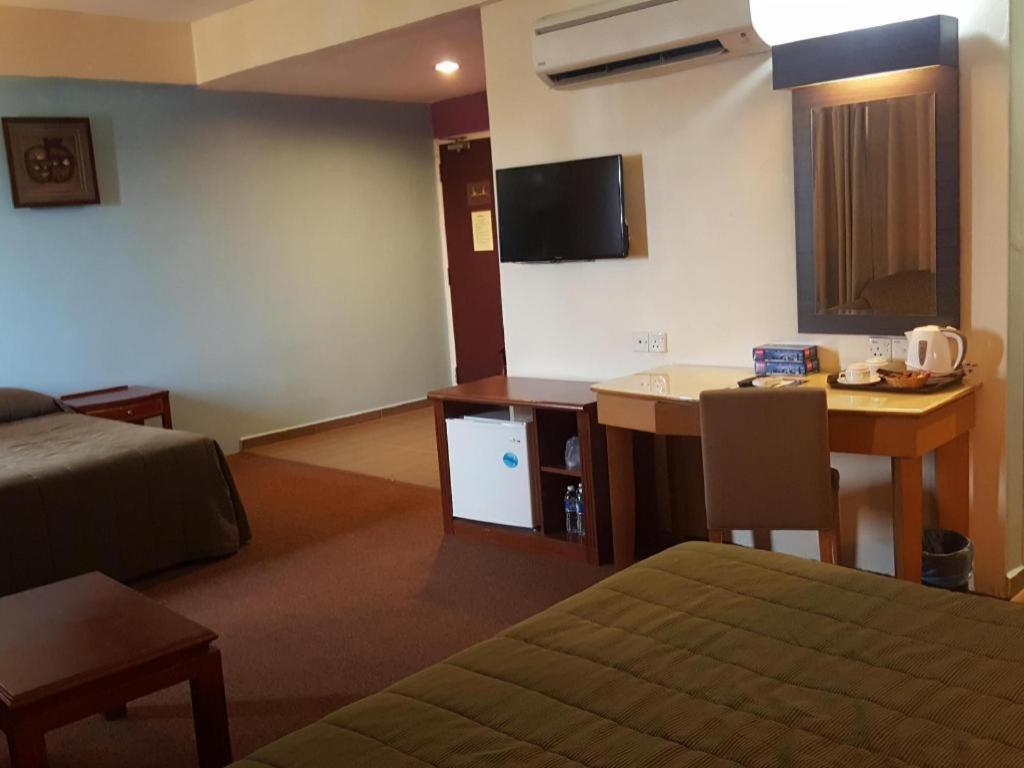 Klang Histana Hotel Εξωτερικό φωτογραφία