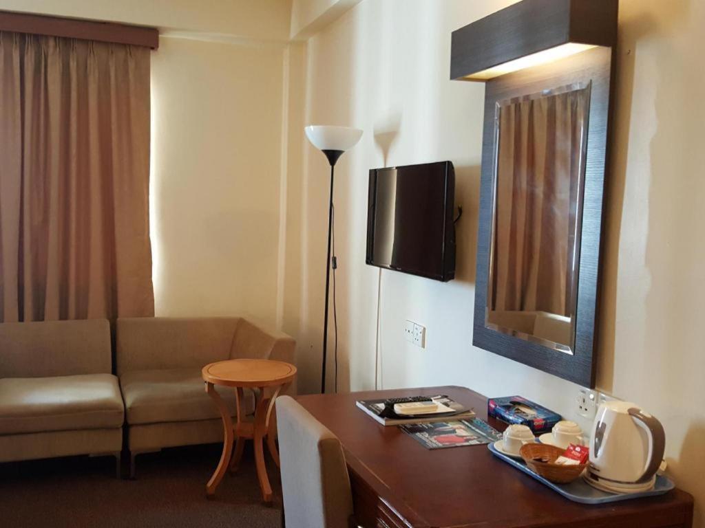 Klang Histana Hotel Εξωτερικό φωτογραφία