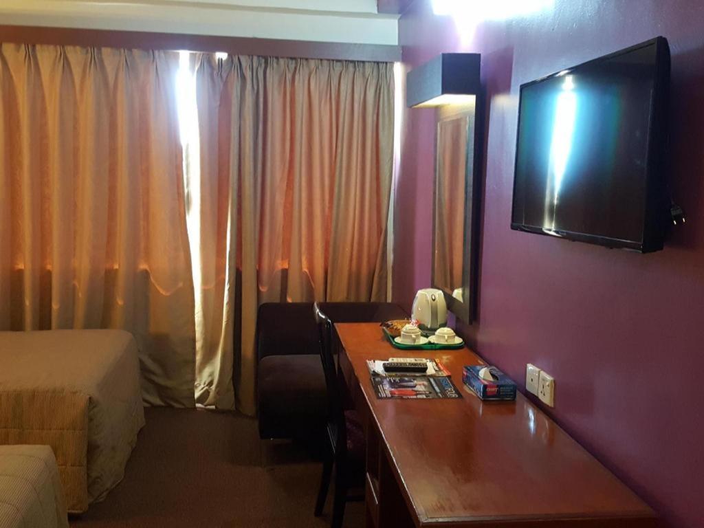 Klang Histana Hotel Εξωτερικό φωτογραφία