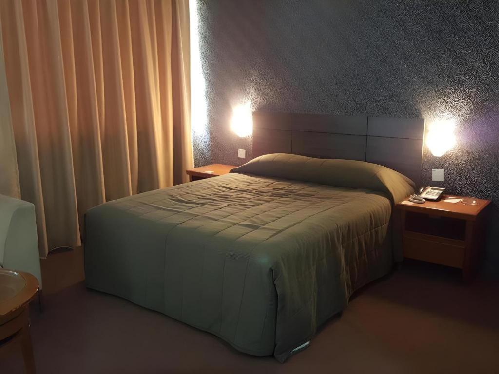 Klang Histana Hotel Εξωτερικό φωτογραφία
